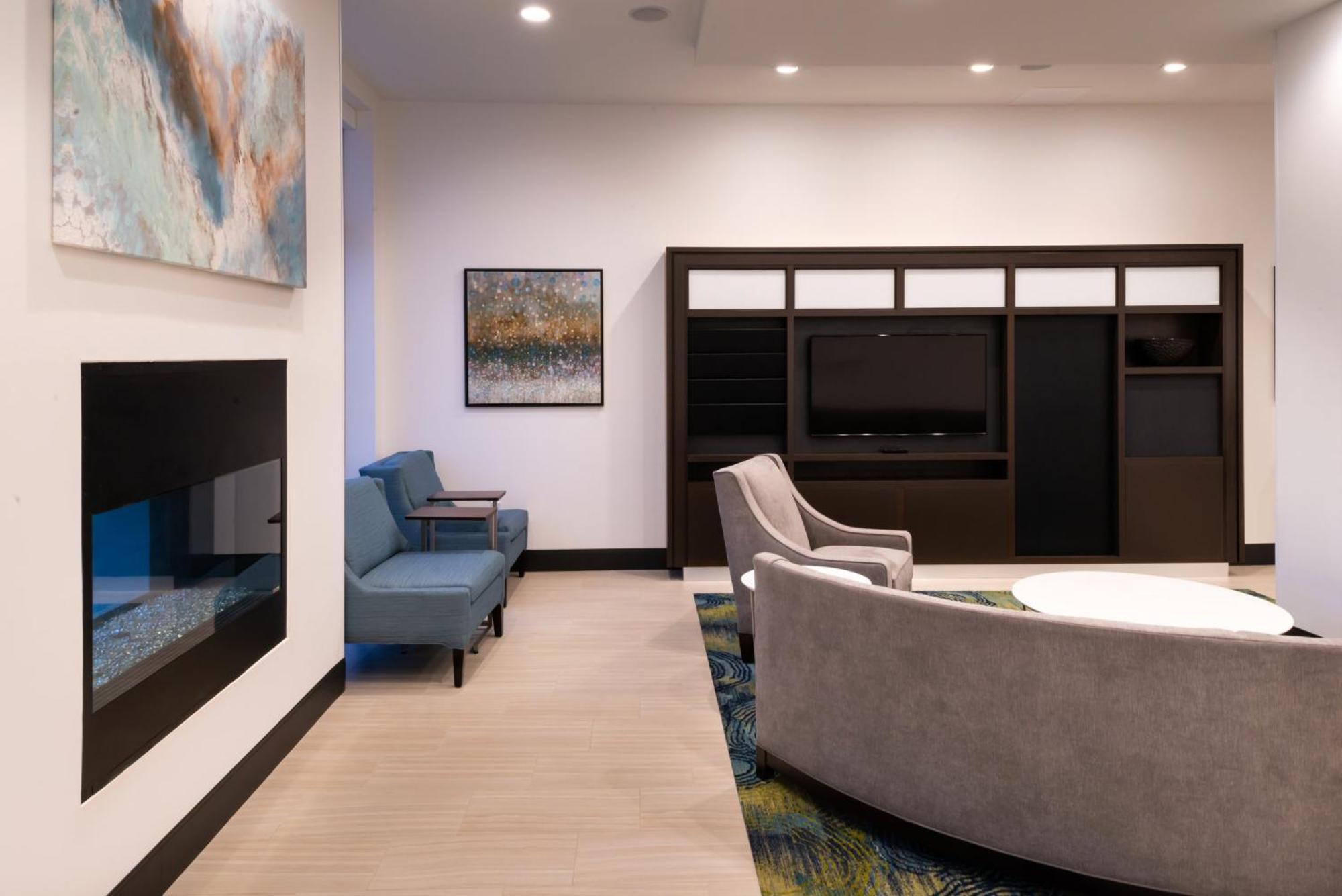 Holiday Inn & Suites - Farmington Hills - Detroit Nw By Ihg Eksteriør bilde