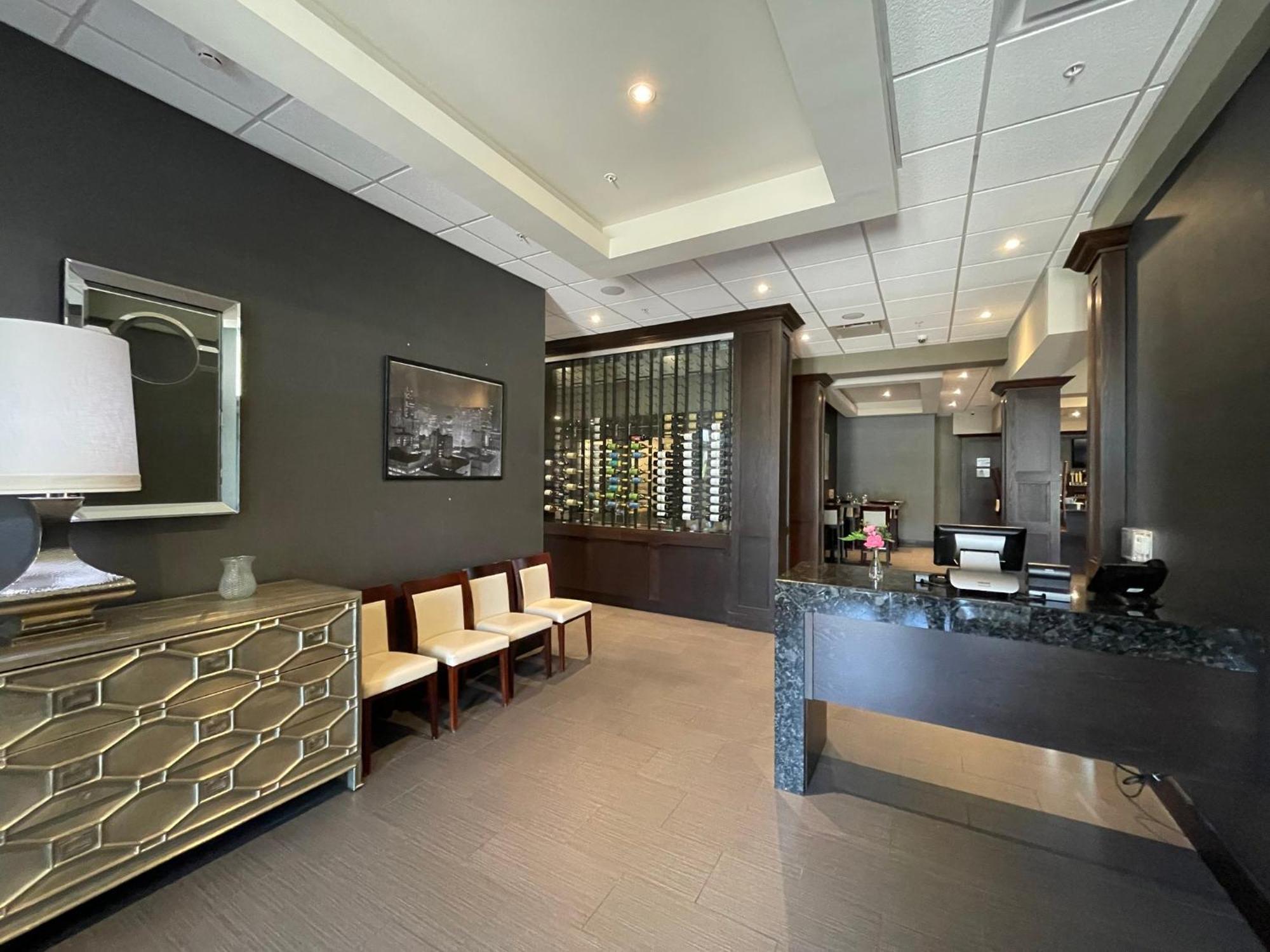 Holiday Inn & Suites - Farmington Hills - Detroit Nw By Ihg Eksteriør bilde
