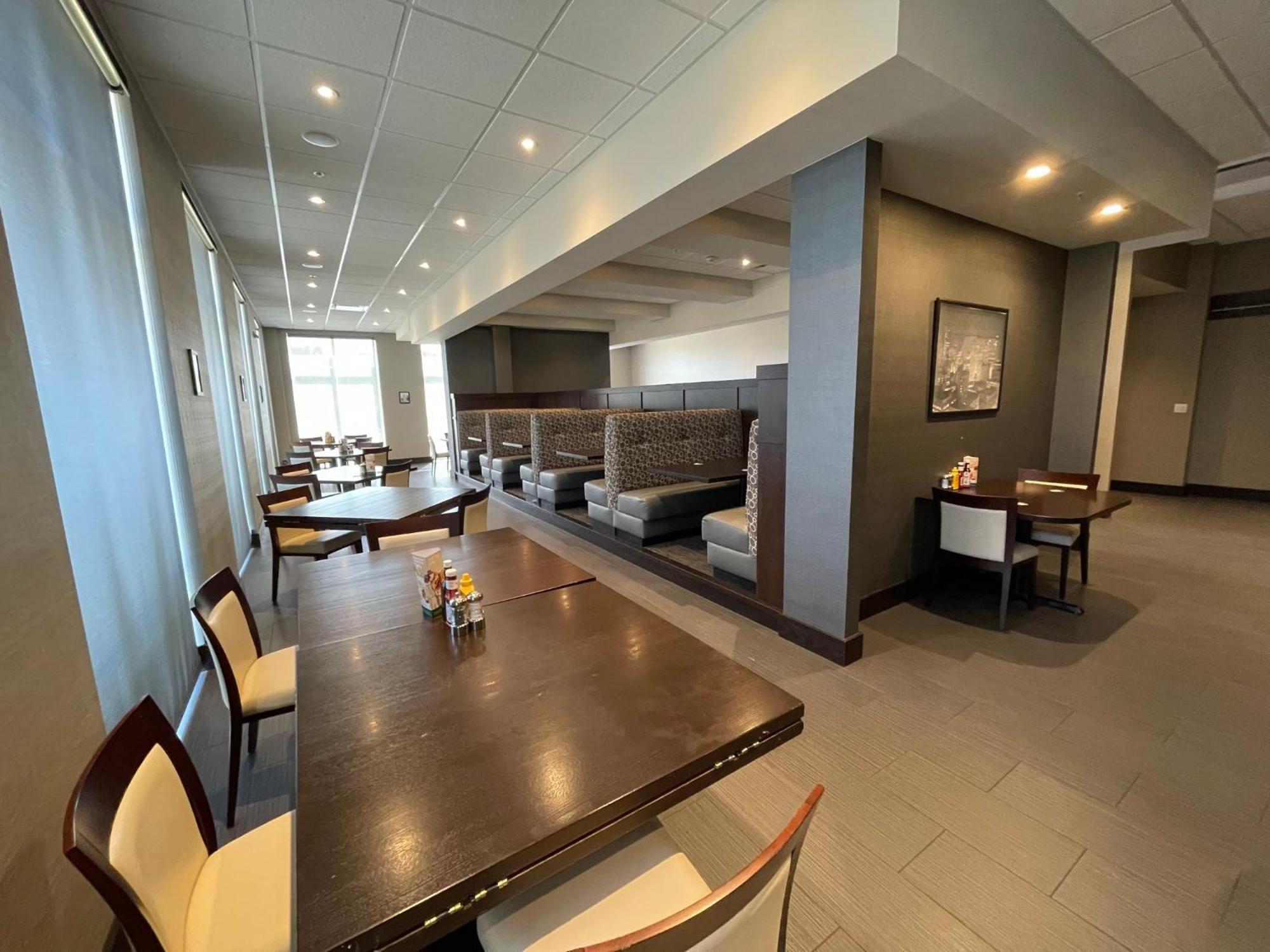 Holiday Inn & Suites - Farmington Hills - Detroit Nw By Ihg Eksteriør bilde